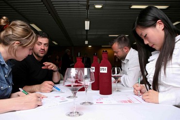 concours des vins des vignerons indépendants